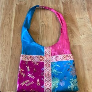 Silky shoulder bag
